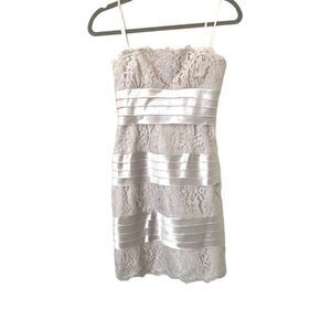 BCBGMAXAZRIA Lace Floral Strapless Mini Dress Sz 2‎